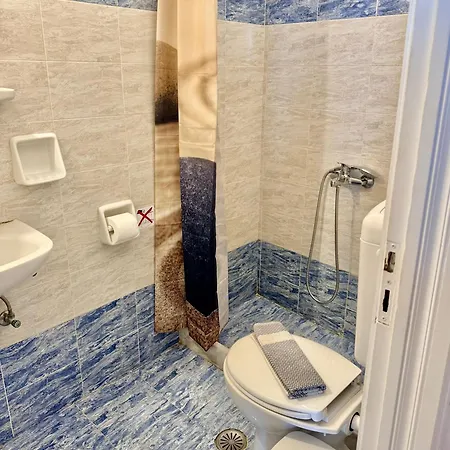 Lefteris Traditional 4* Fira (Santorini)