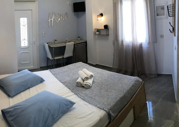 Lefteris Traditional