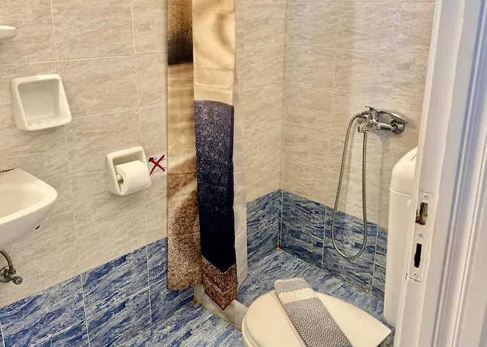 Lefteris Traditional 4* Fira (Santorini)