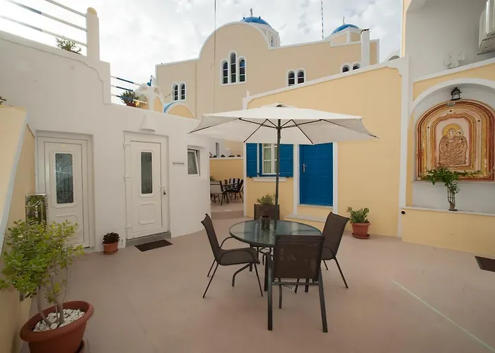 Lefteris Traditional