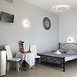 Pensionat Lefteris Traditional 4*